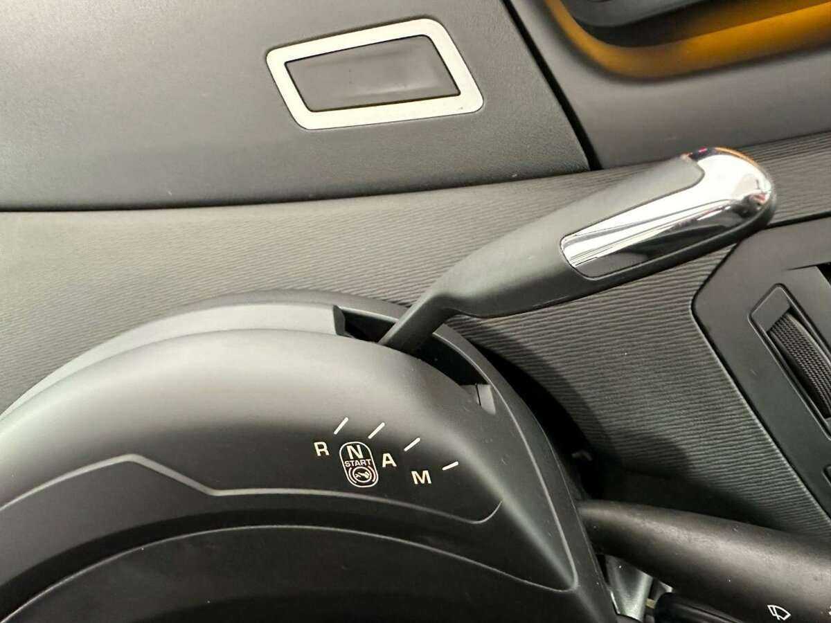 Б/У Ситроен Ц4 Пикассо 2012 года. Фото: #11