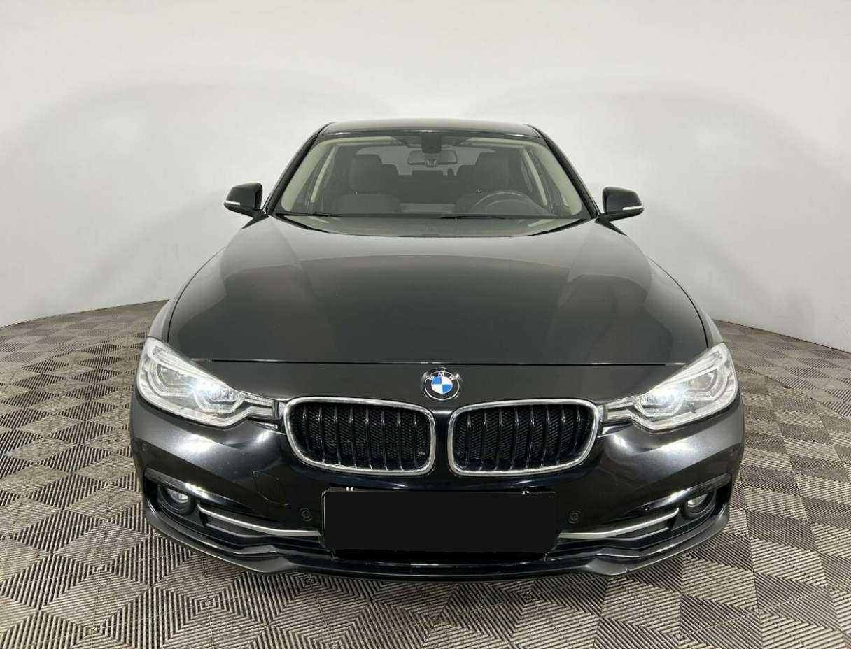 BMW 3 серии 2016 года с пробегом. Фото: #1