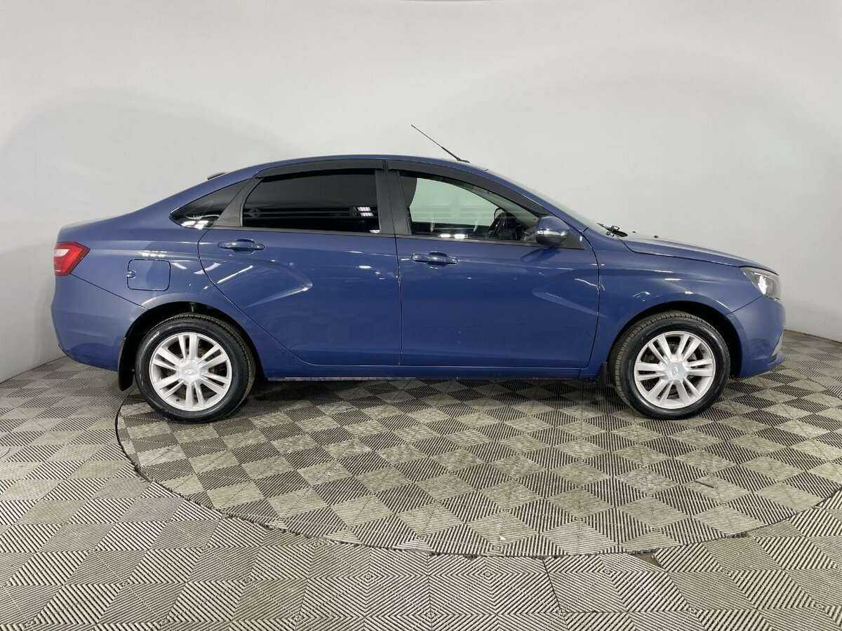 Б/У Лада (ВАЗ) Веста 2017 года. Фото: #3