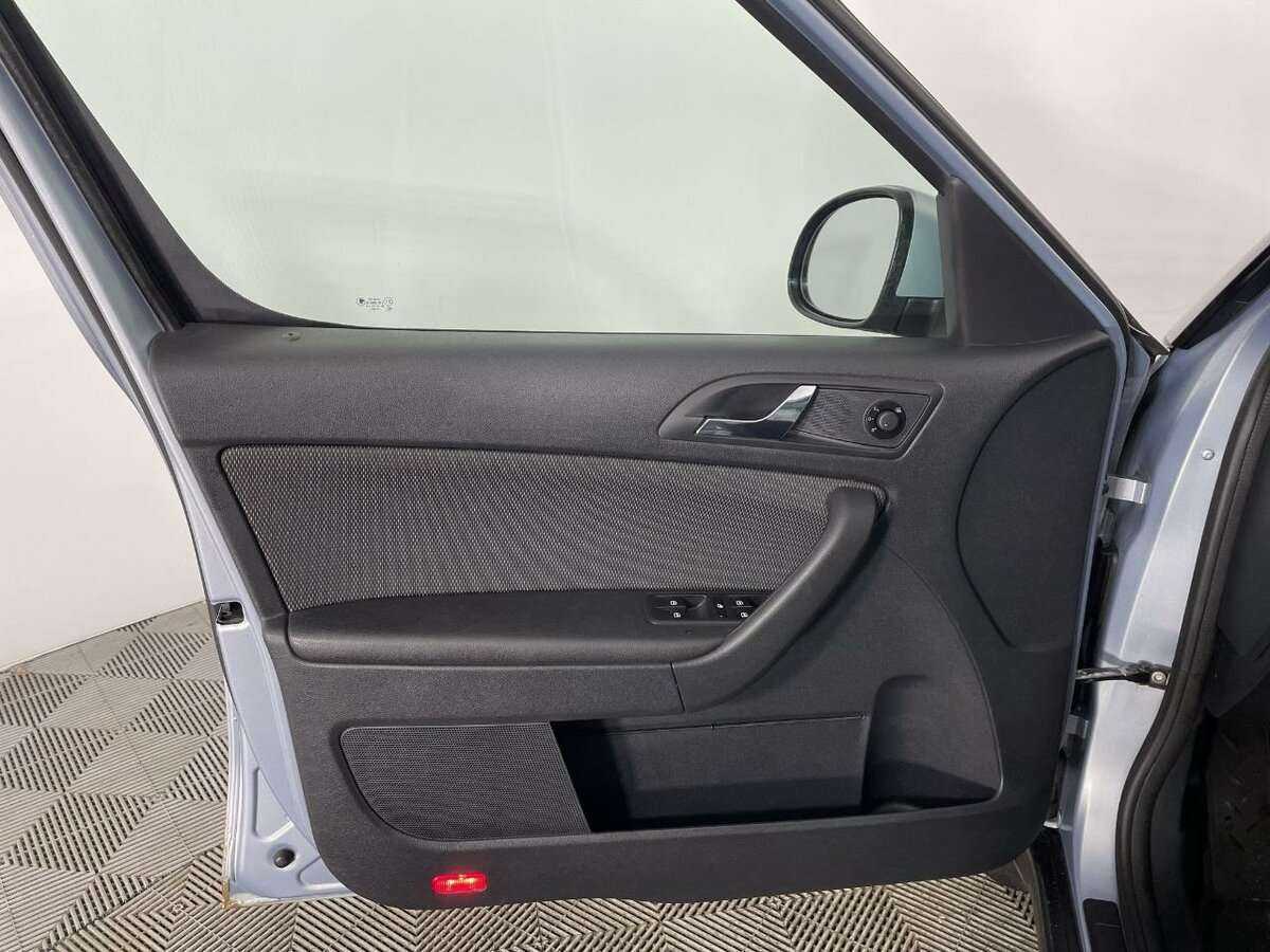 Б/У Шкода Йети 2012 года. Фото: #7