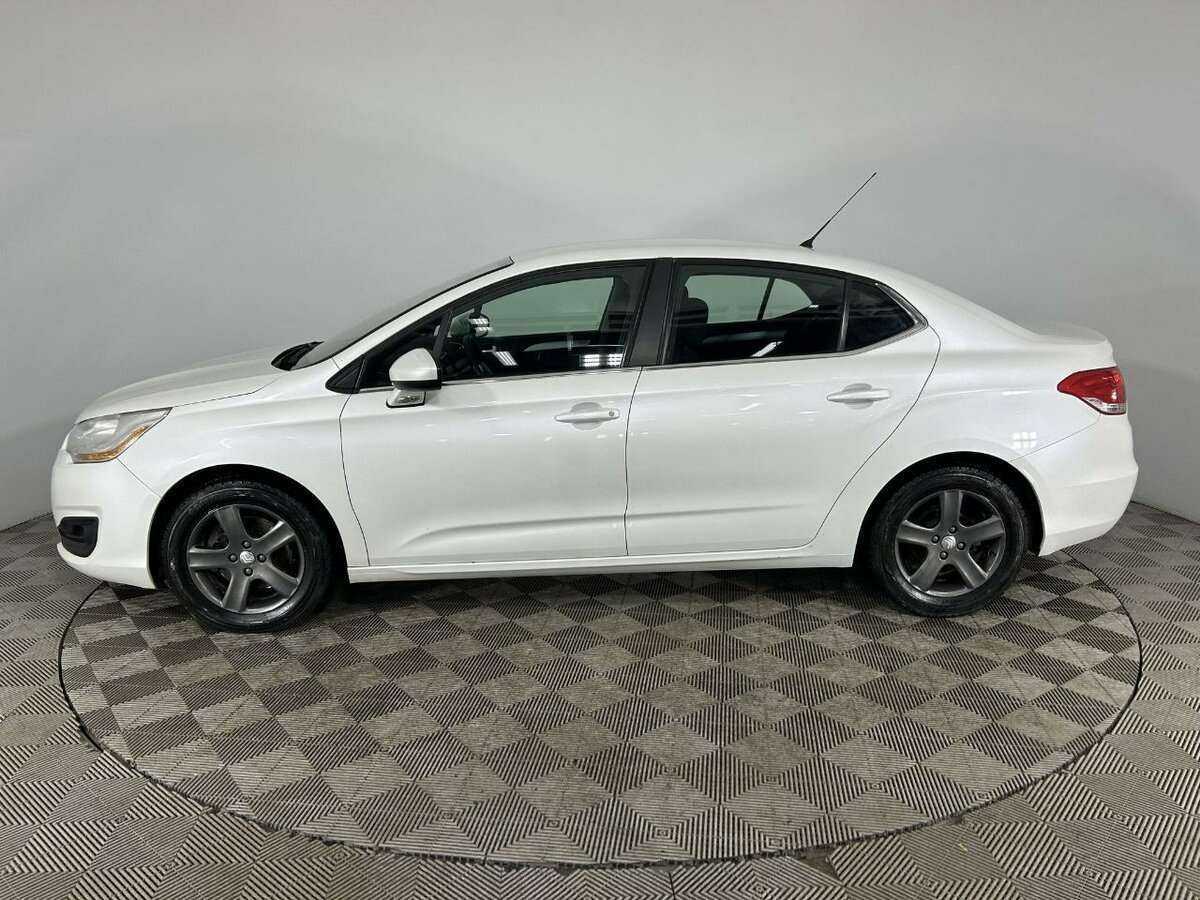 Б/У Ситроен Ц4 2013 года. Фото: #3