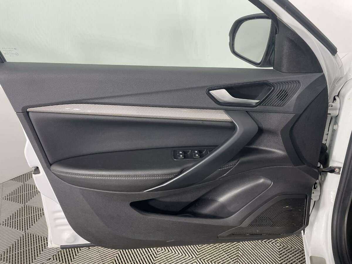 Б/У Лада (ВАЗ) Веста 2023 года. Фото: #7