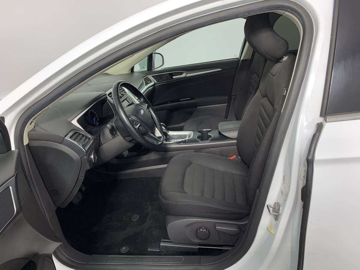 Ford Mondeo 2018 года с пробегом. Фото: #12