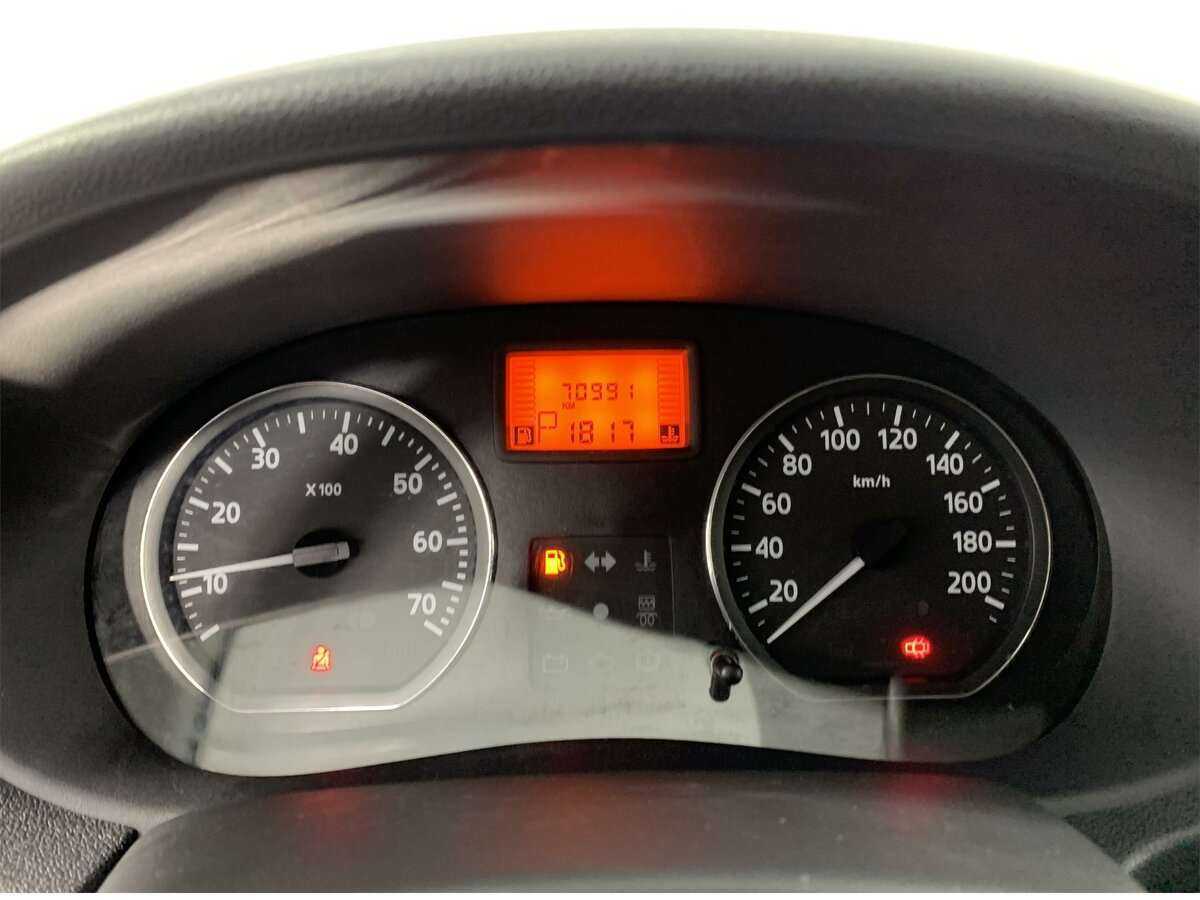 Nissan Almera 2018 года с пробегом. Фото: #9