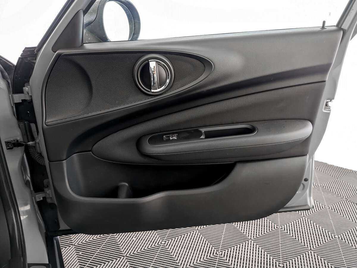 Б/У Мини Клубмэн 2017 года. Фото: #19