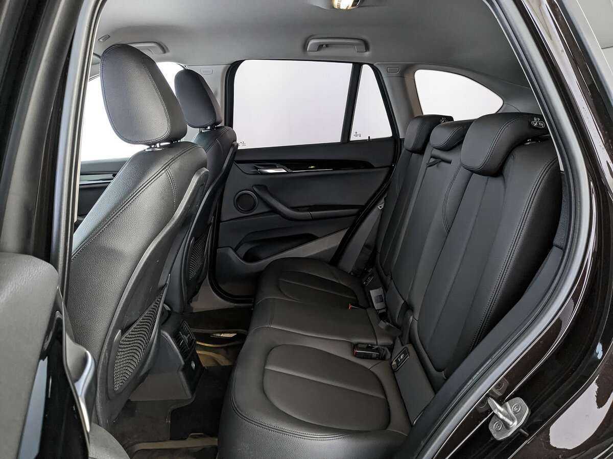 Б/У БМВ Икс1 2017 года. Фото: #13