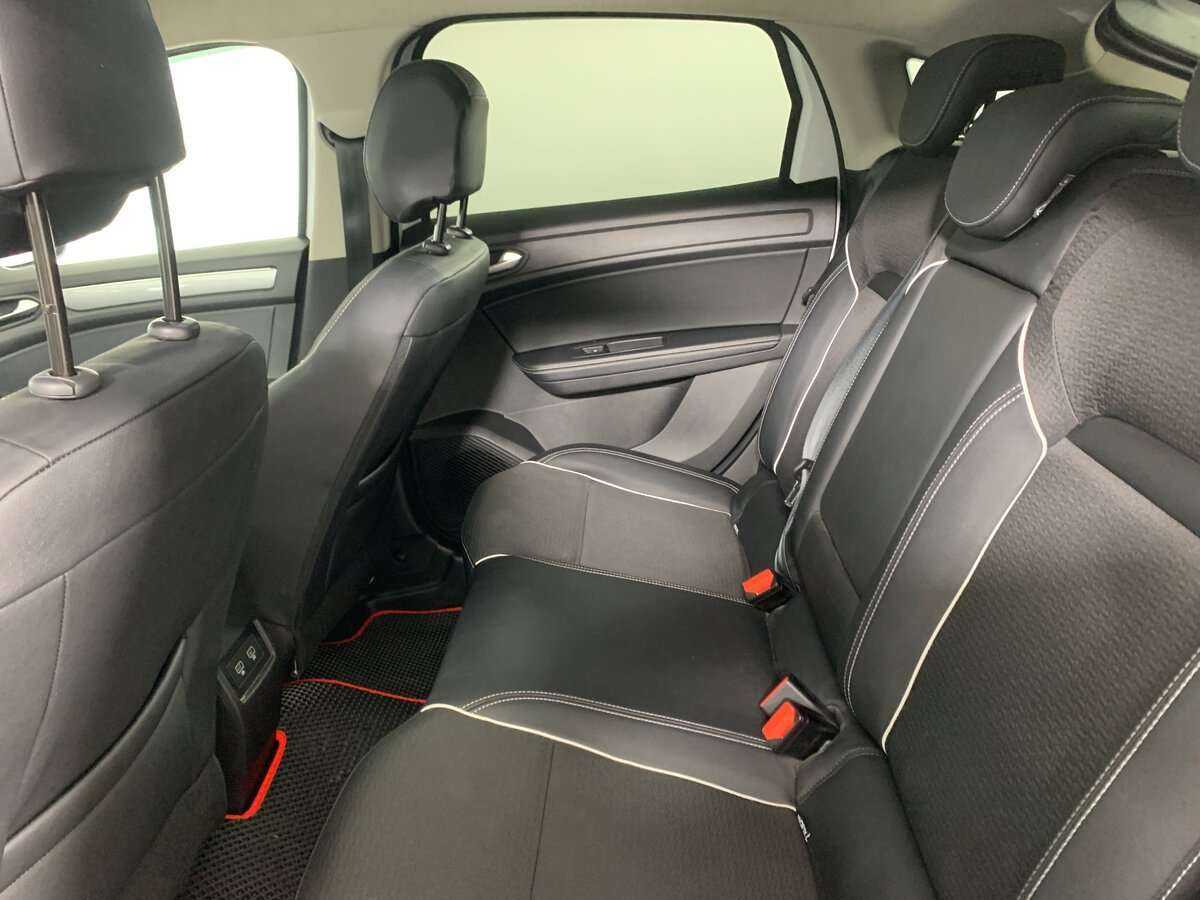 Renault Arkana 2021 года с пробегом. Фото: #15
