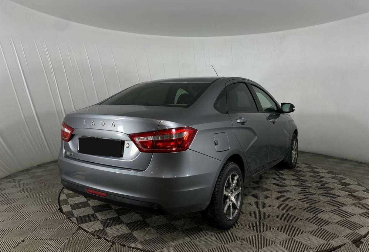 Lada (ВАЗ) Vesta 2017 года с пробегом. Фото: #4
