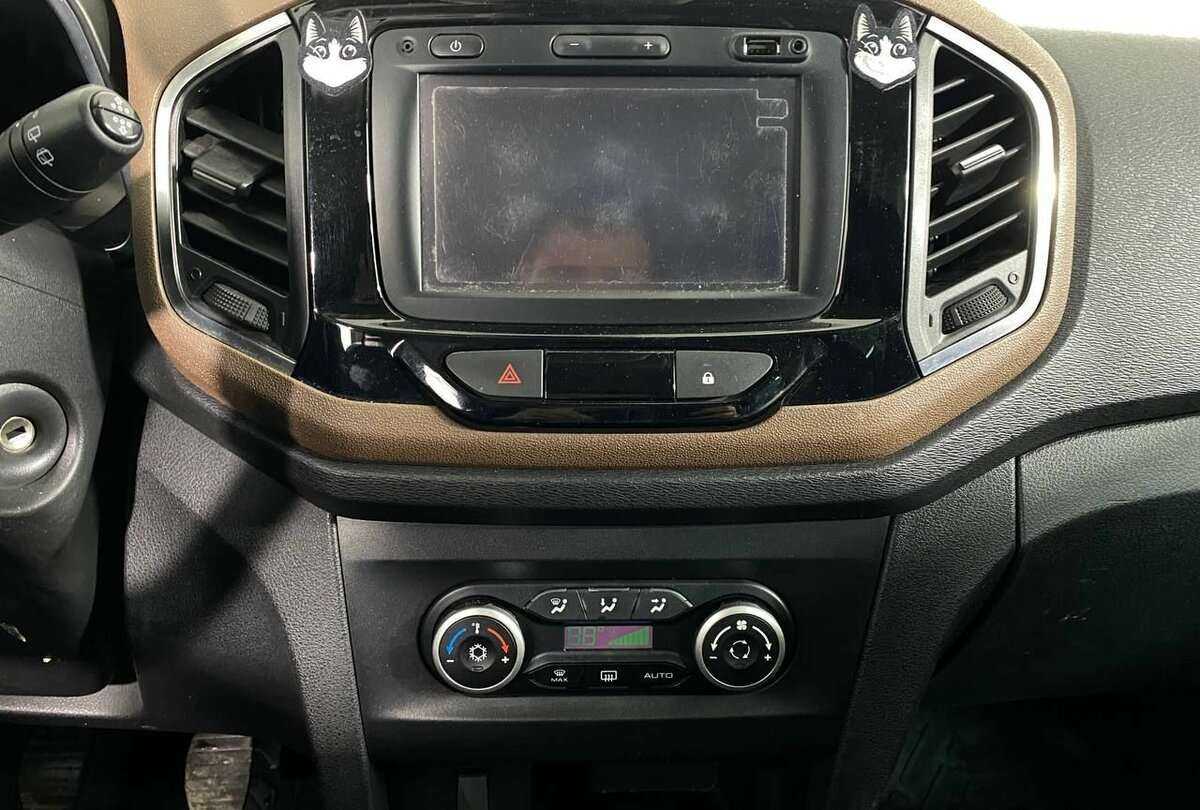 Lada (ВАЗ) XRAY 2017 года с пробегом. Фото: #11