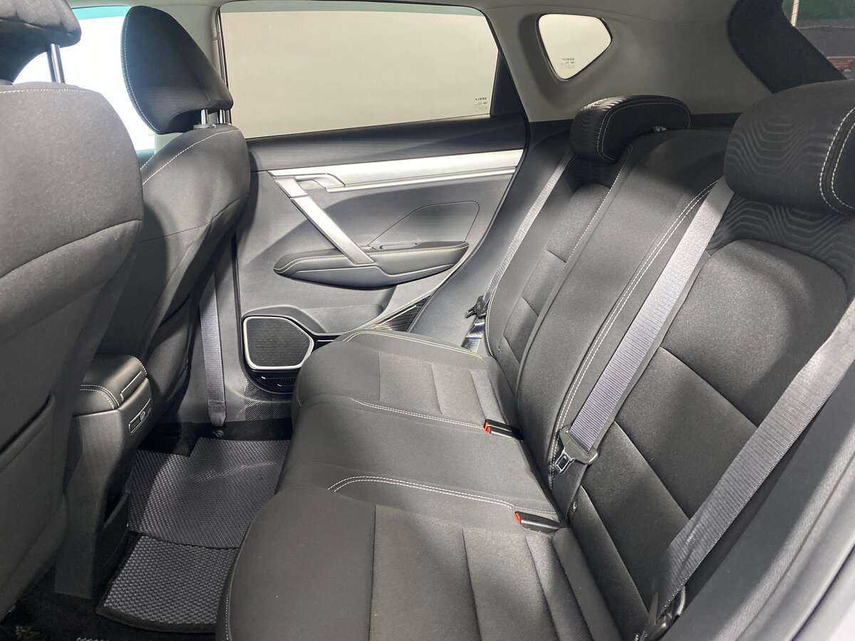 Б/У Джили Кулрэй 2020 года. Фото: #9