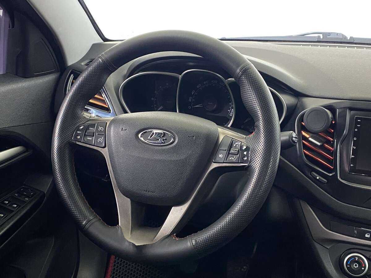 Б/У Лада (ВАЗ) Веста 2017 года. Фото: #11