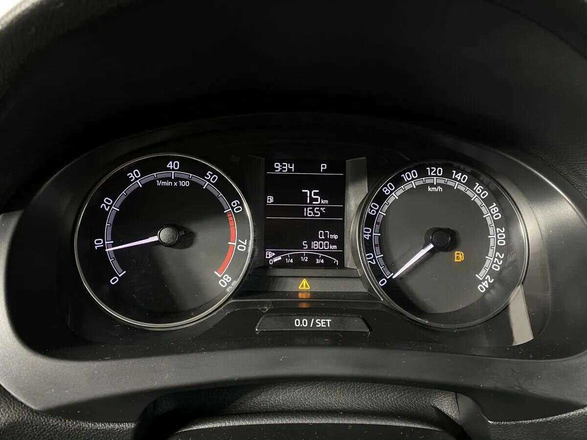 Б/У Шкода Рапид 2018 года. Фото: #15