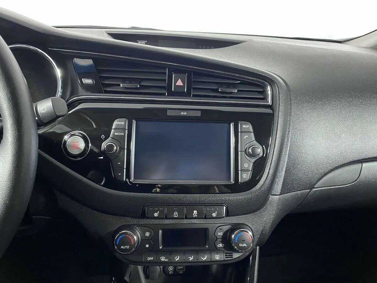 Б/У Киа Сид 2018 года. Фото: #10