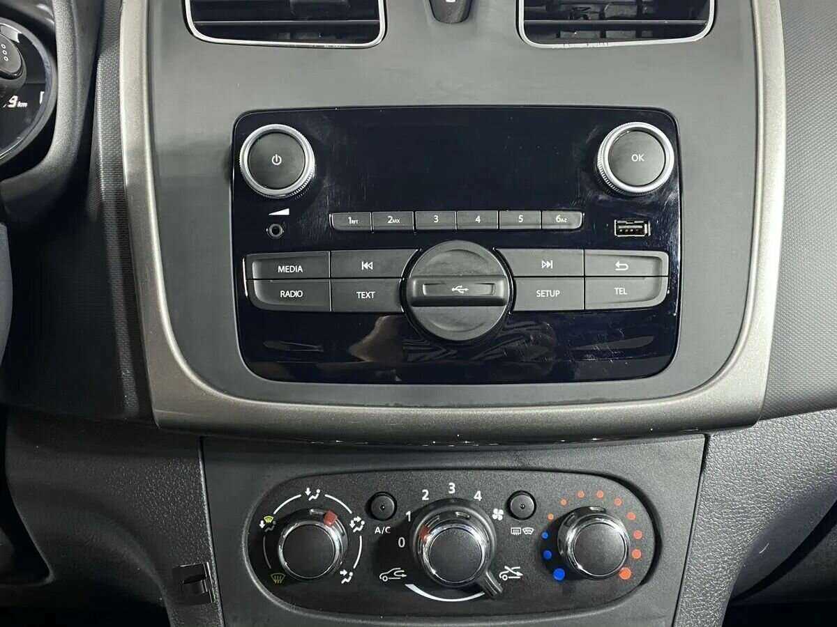 Б/У Рено Сандеро 2020 года. Фото: #10