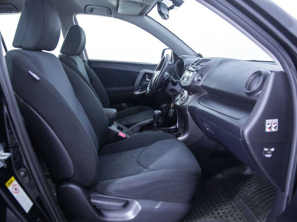 Toyota RAV4 2012 года с пробегом. Фото: #16