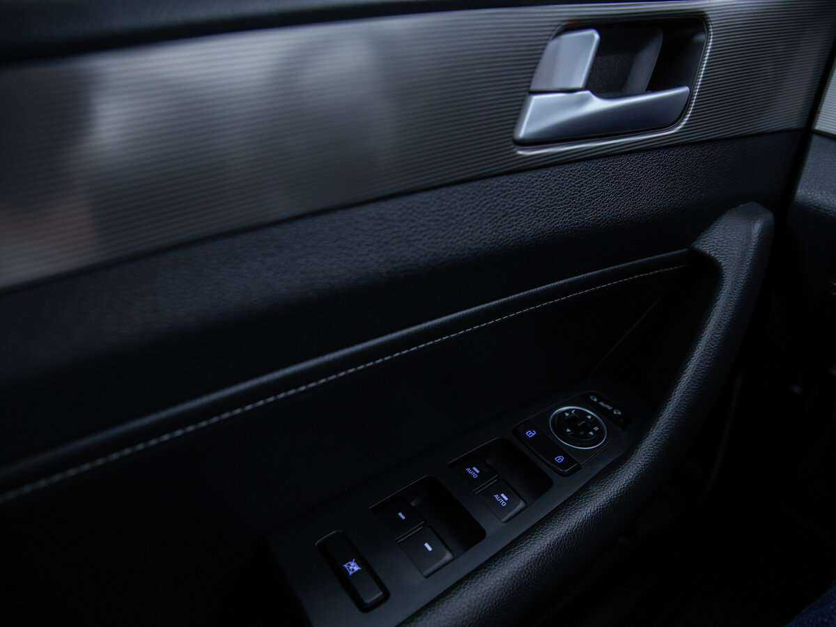 Hyundai Sonata 2018 года с пробегом. Фото: #16