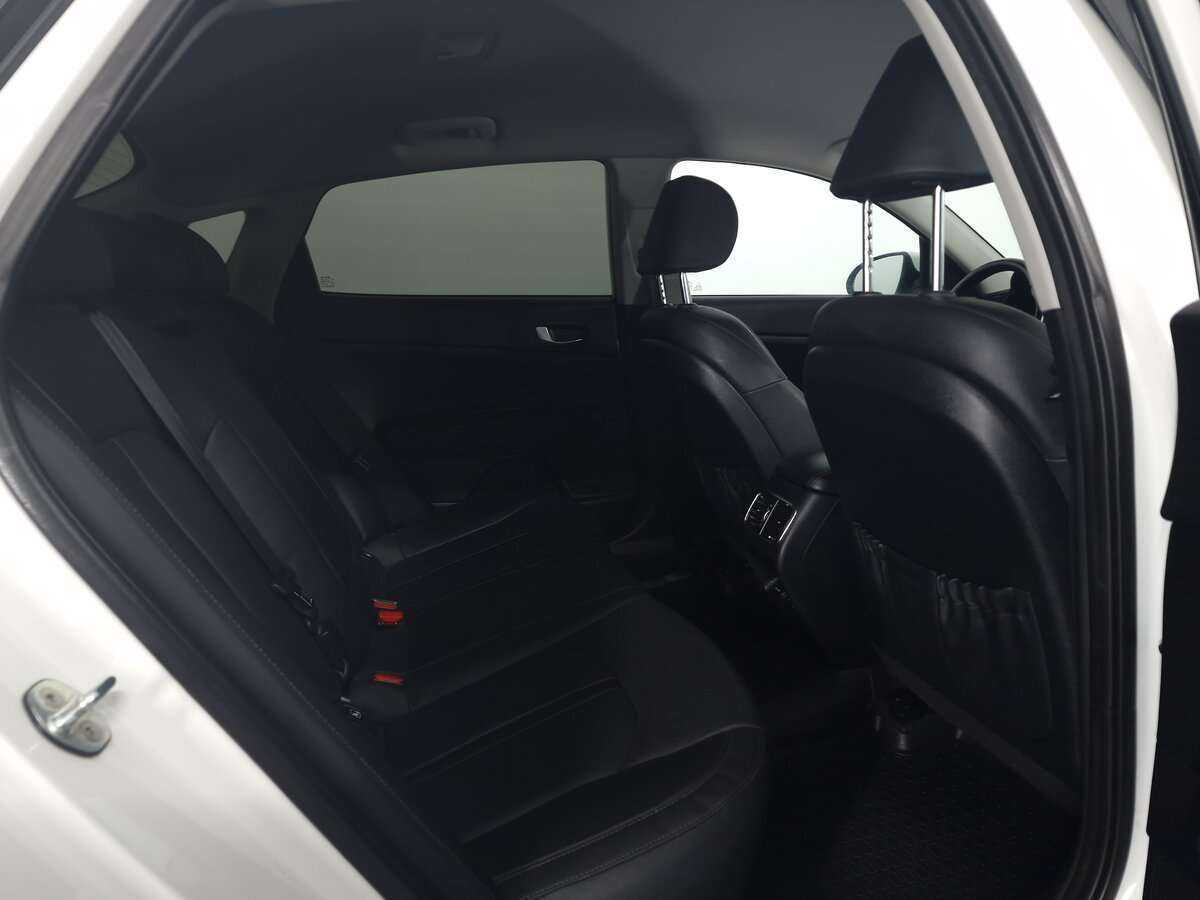 Kia Optima 2019 года с пробегом. Фото: #23