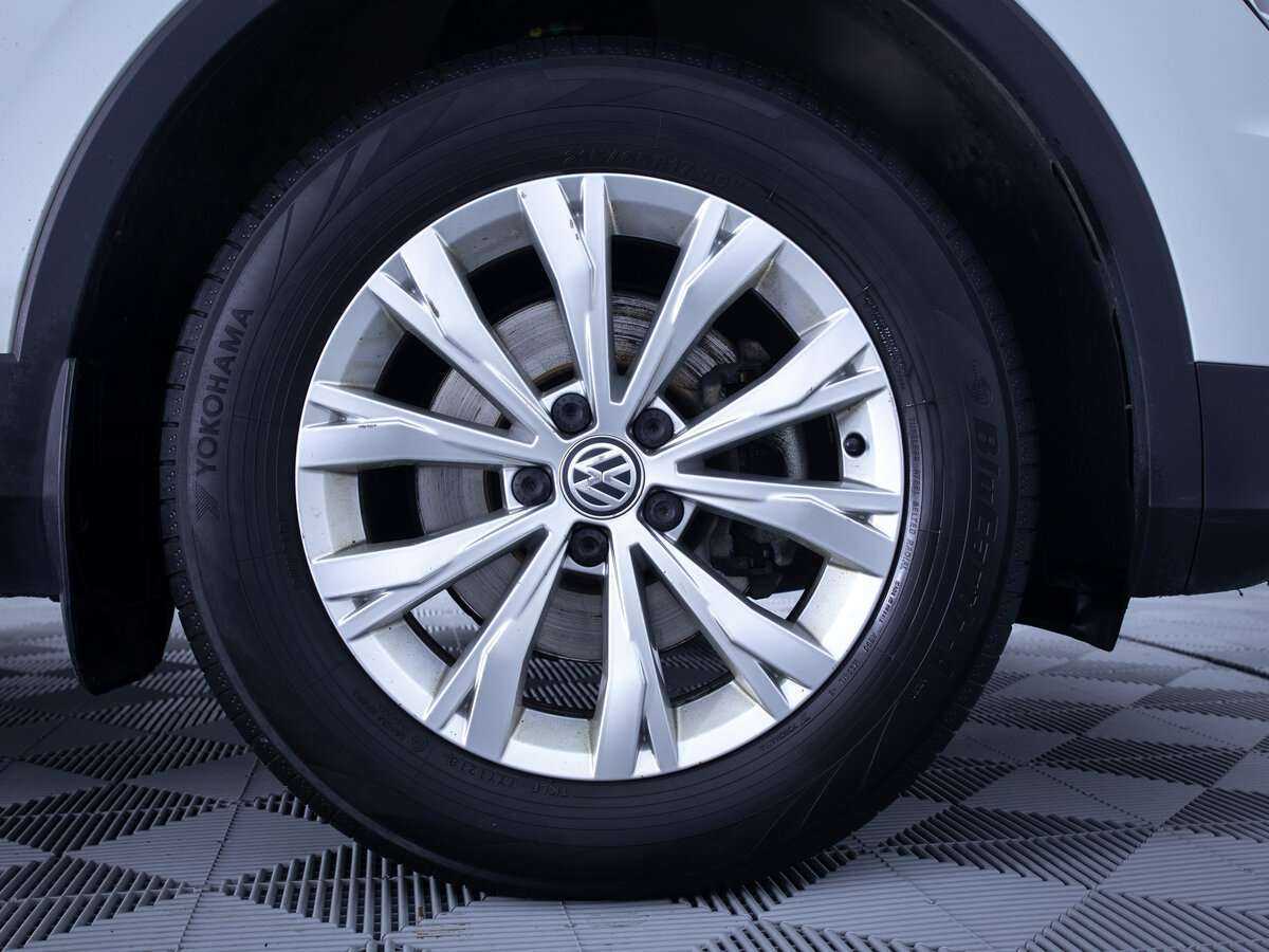 Volkswagen Tiguan 2018 года с пробегом. Фото: #17