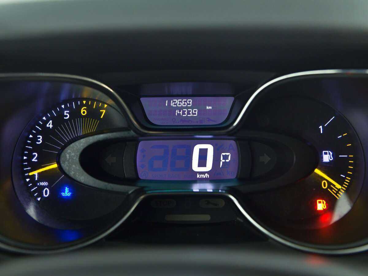 Б/У Рено Каптюр 2016 года. Фото: #13