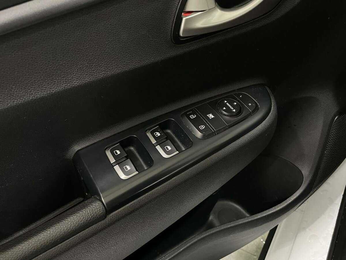 Kia Rio 2020 года с пробегом. Фото: #6