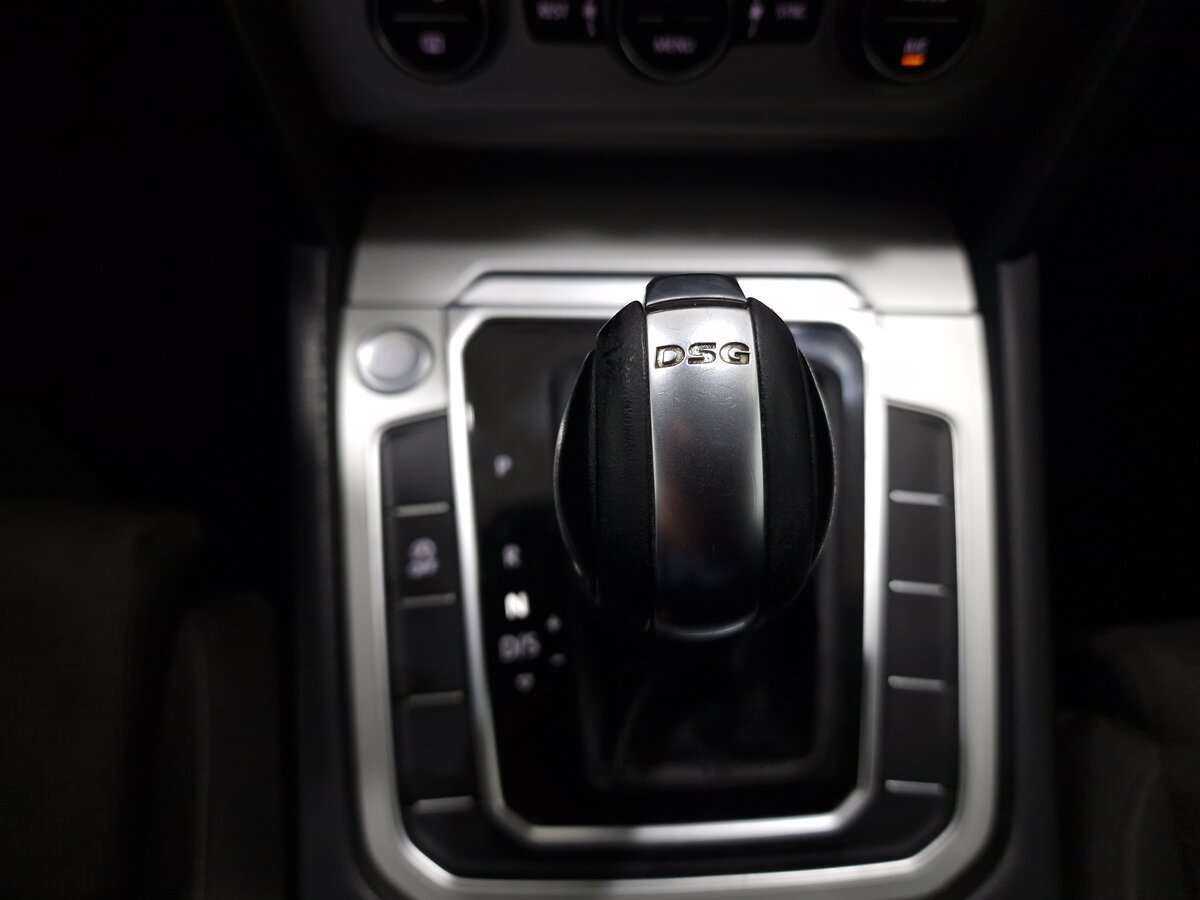 Volkswagen Passat 2015 года с пробегом. Фото: #8