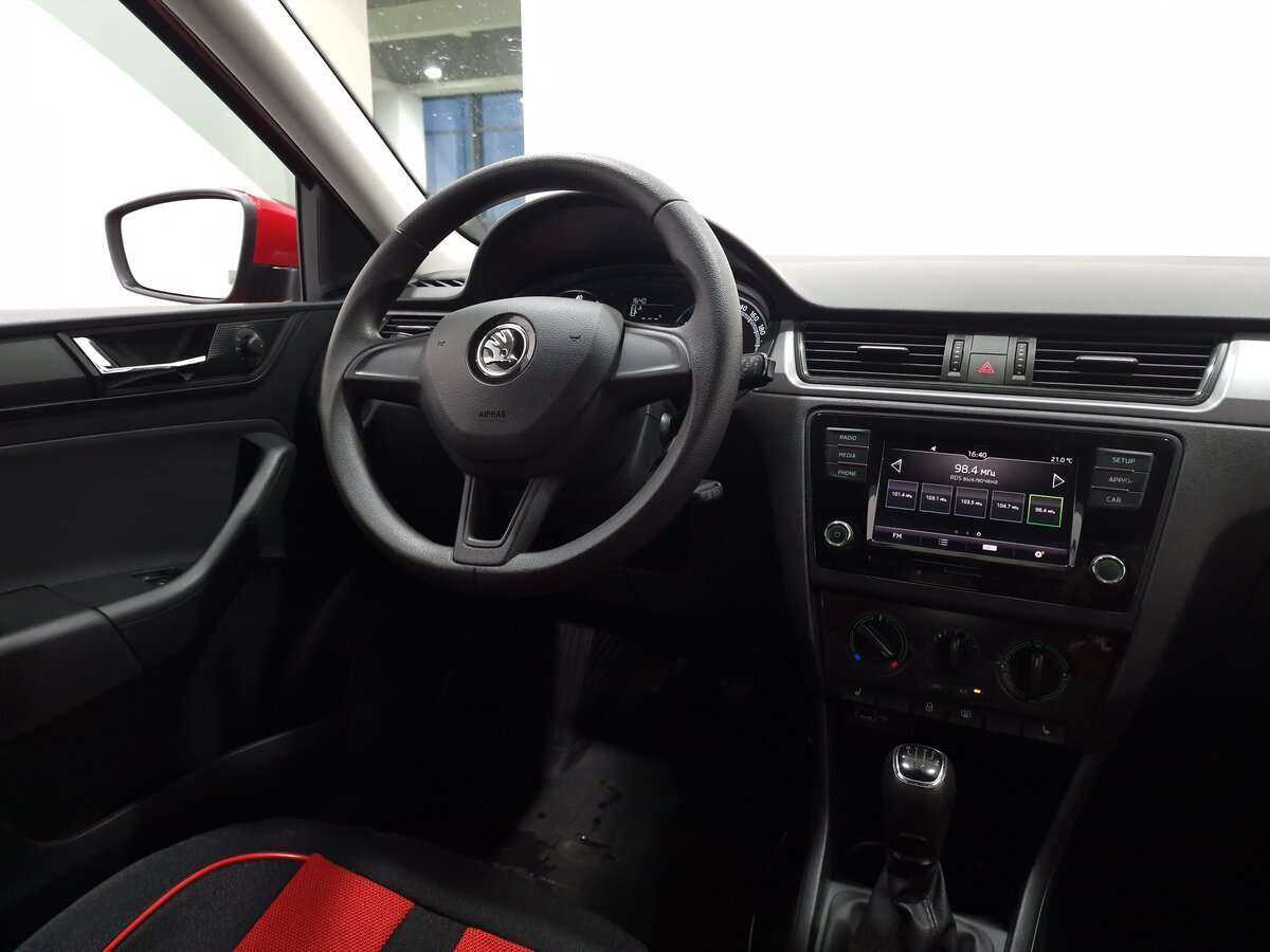 Skoda Rapid 2019 года с пробегом. Фото: #6