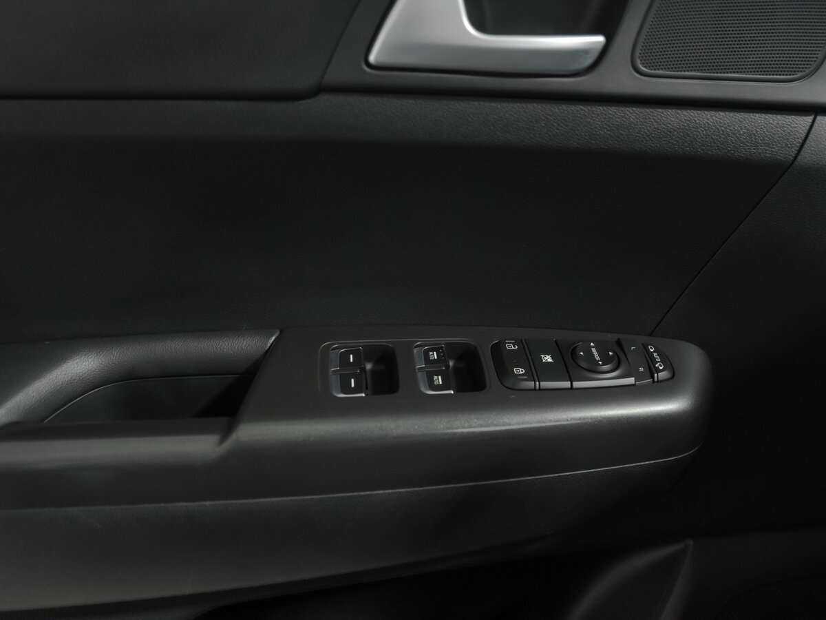 Б/У Киа Спортейдж 2018 года. Фото: #11