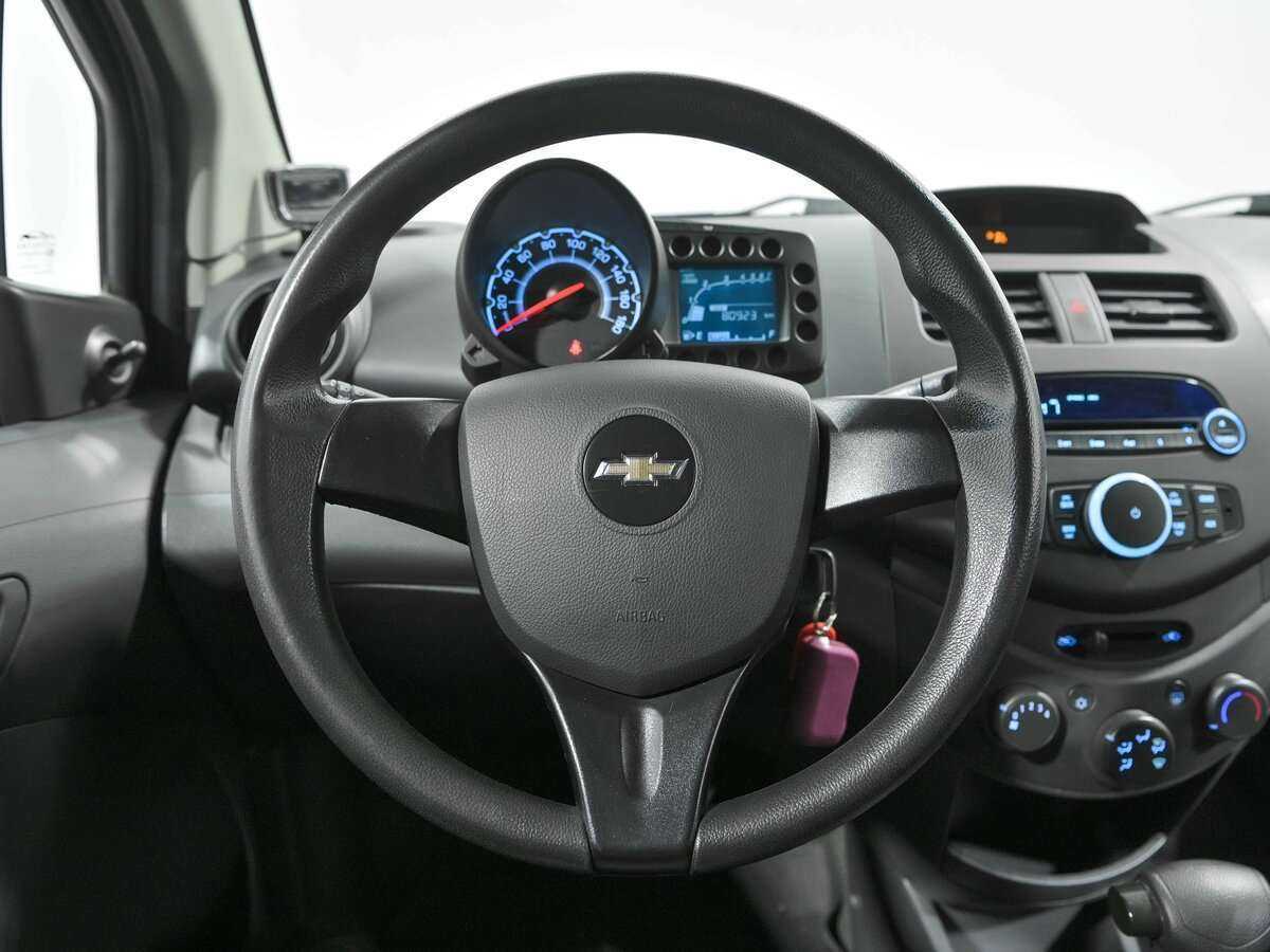 Б/У Шевроле Спарк 2013 года. Фото: #7