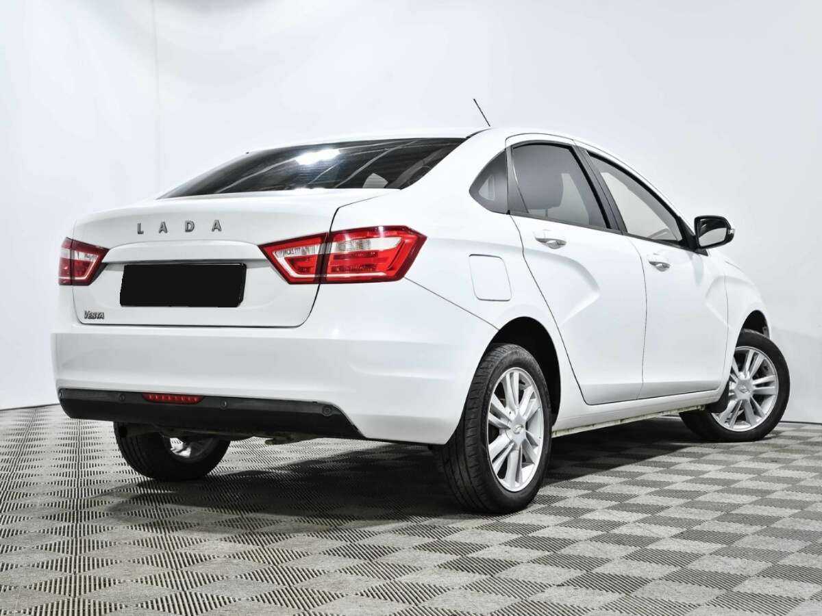 Б/У Лада (ВАЗ) Веста 2018 года. Фото: #3