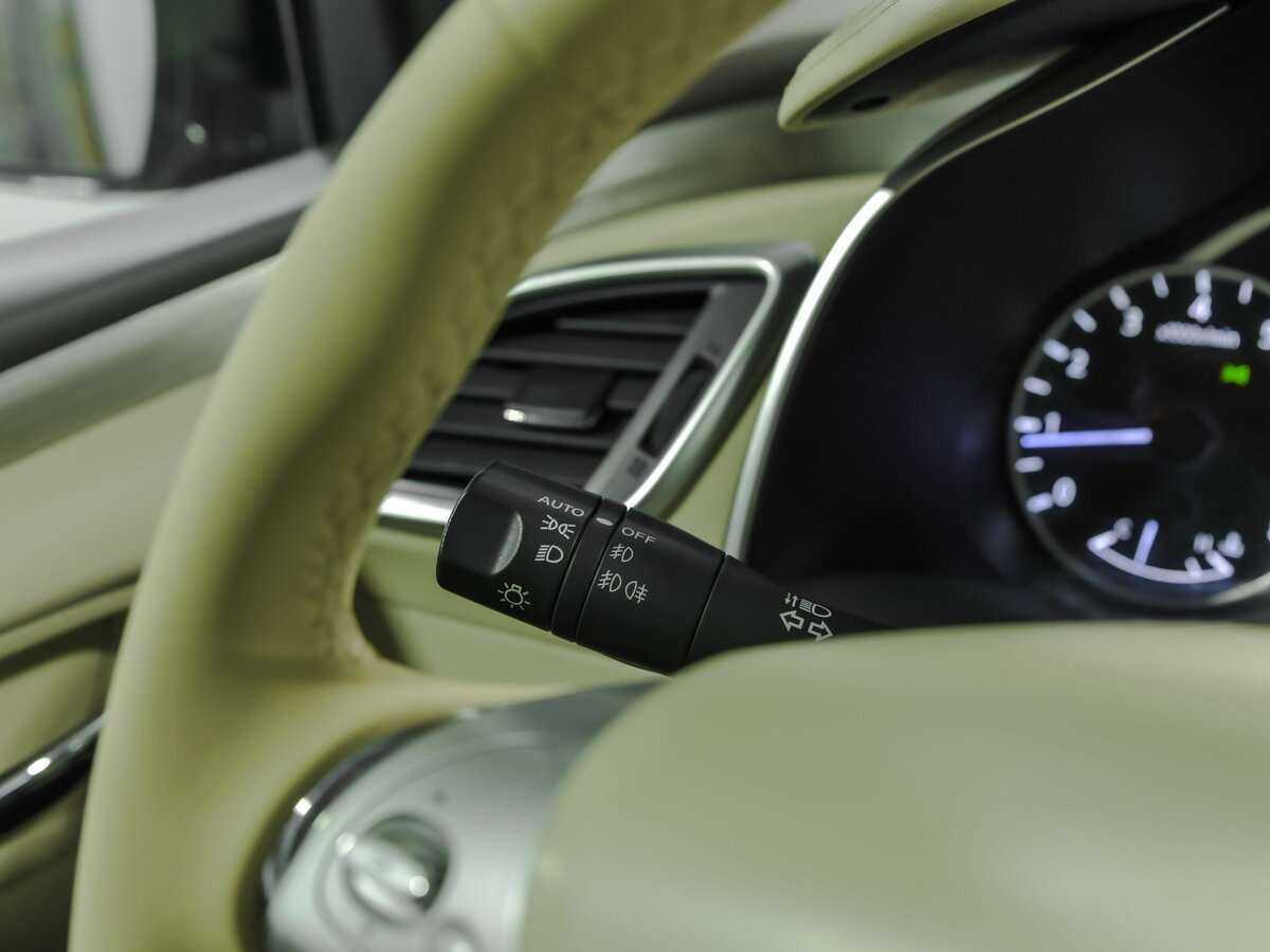 Б/У Ниссан Мурано 2016 года. Фото: #7