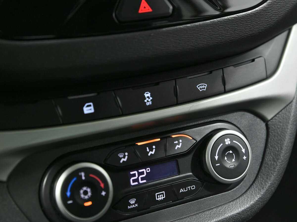 Lada (ВАЗ) Vesta 2019 года с пробегом. Фото: #7