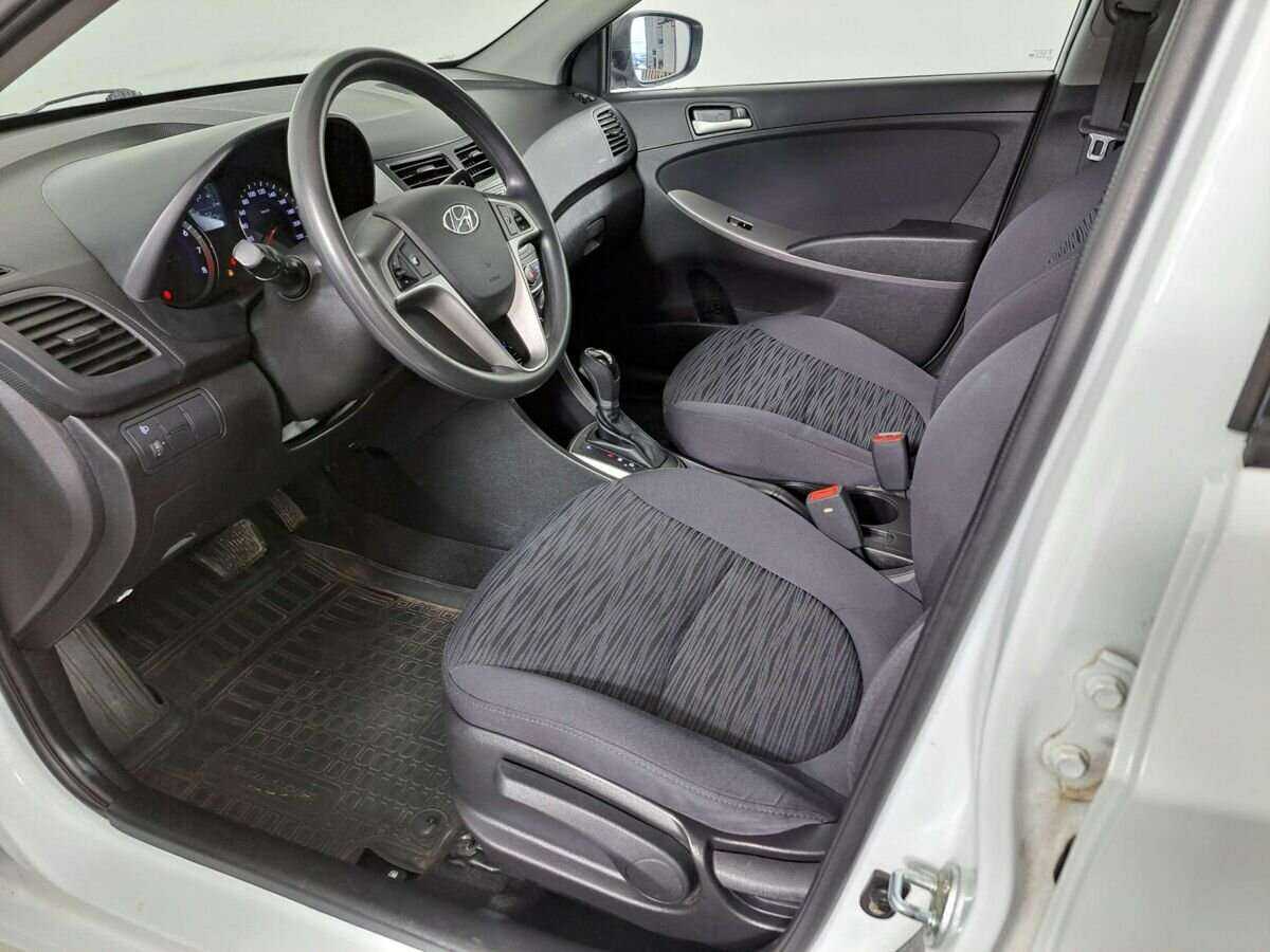 Hyundai Solaris 2014 года с пробегом. Фото: #13