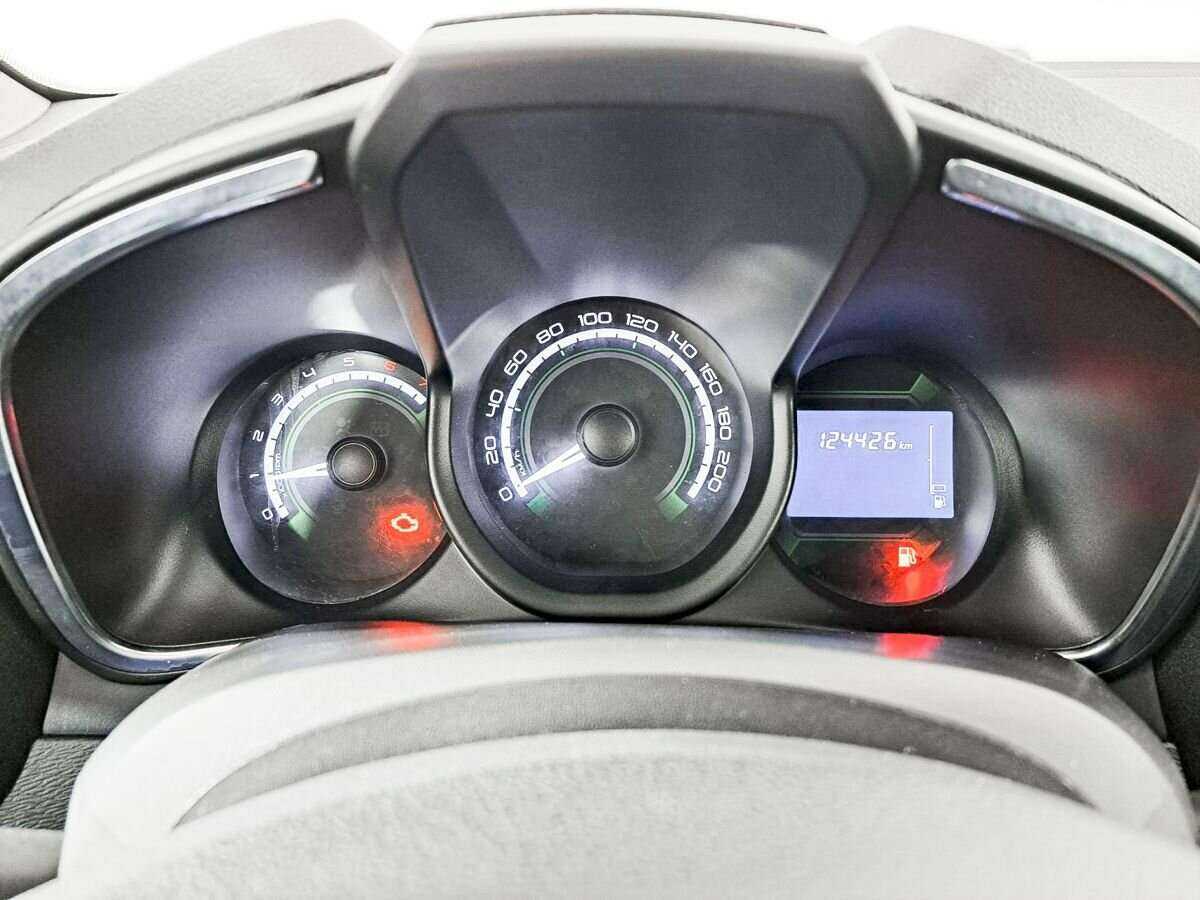 Б/У Лада (ВАЗ) ИКСРЭЙ 2018 года. Фото: #12