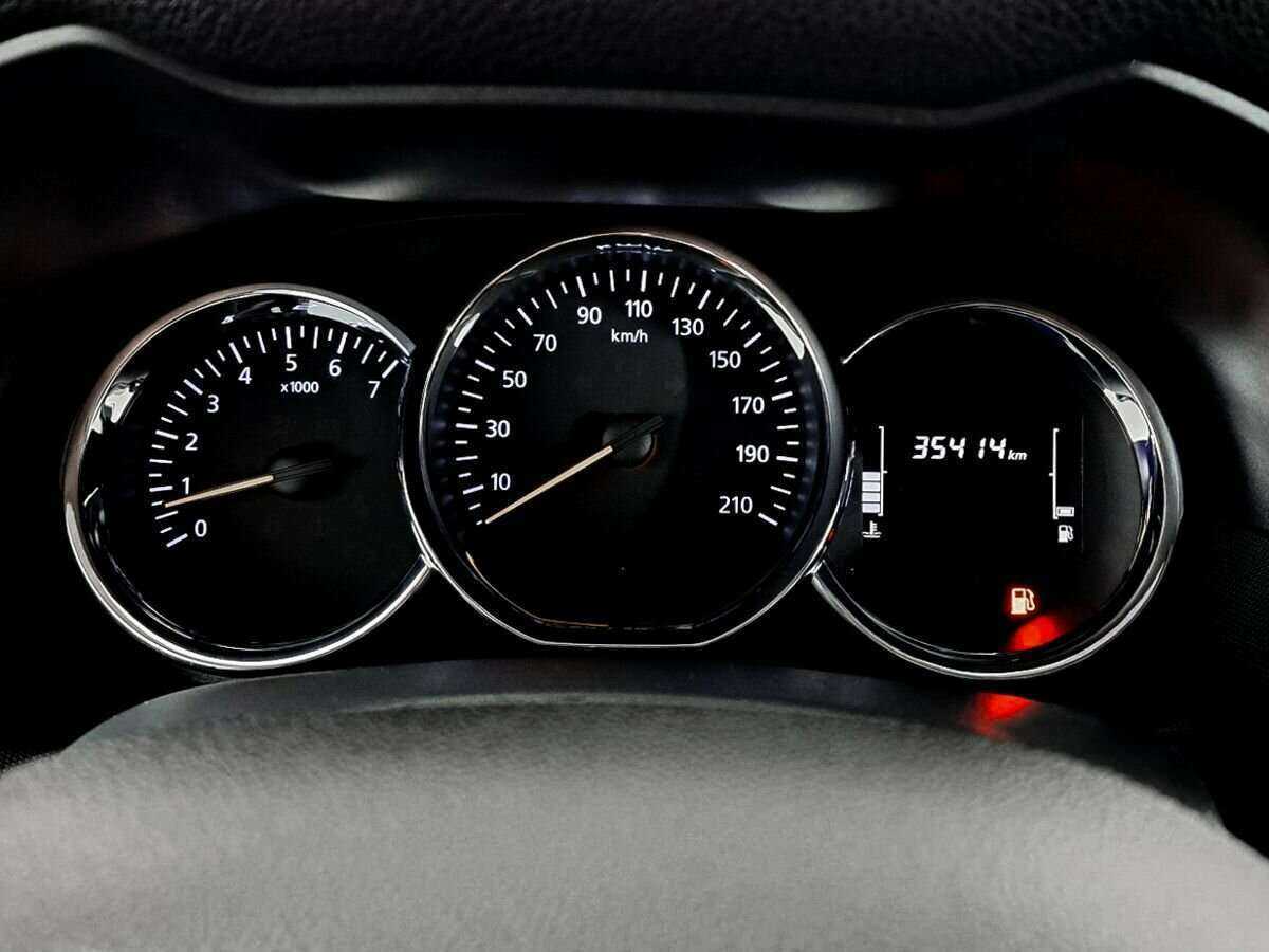 Б/У Рено Дастер 2019 года. Фото: #8