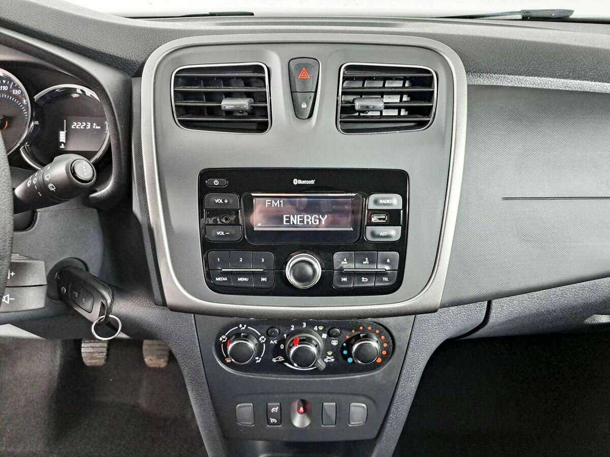 Б/У Рено Сандеро 2020 года. Фото: #12