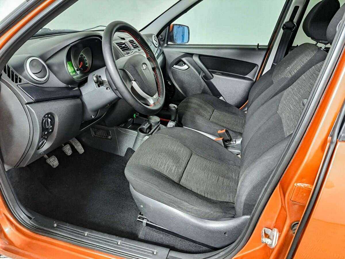 Б/У Лада (ВАЗ) Калина 2013 года. Фото: #15