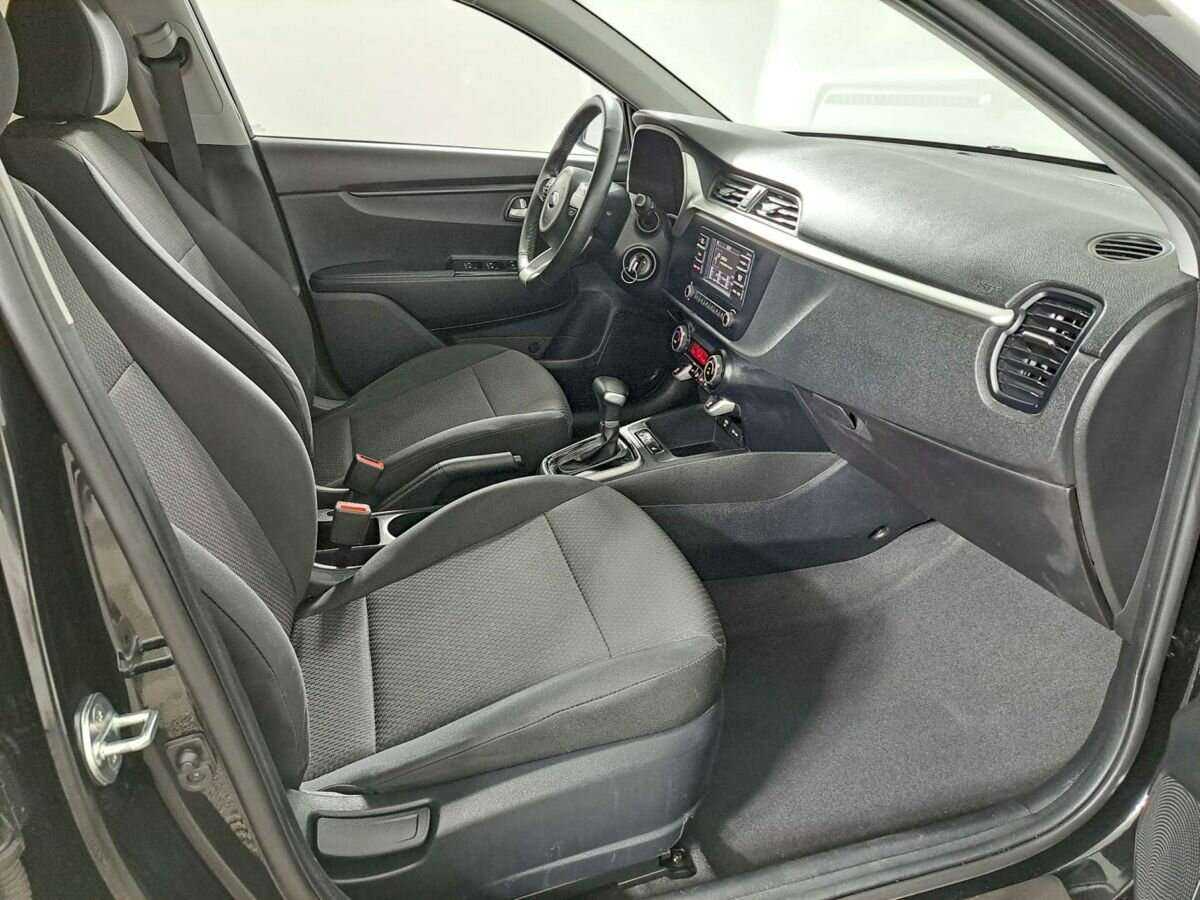 Kia Rio 2021 года с пробегом. Фото: #10
