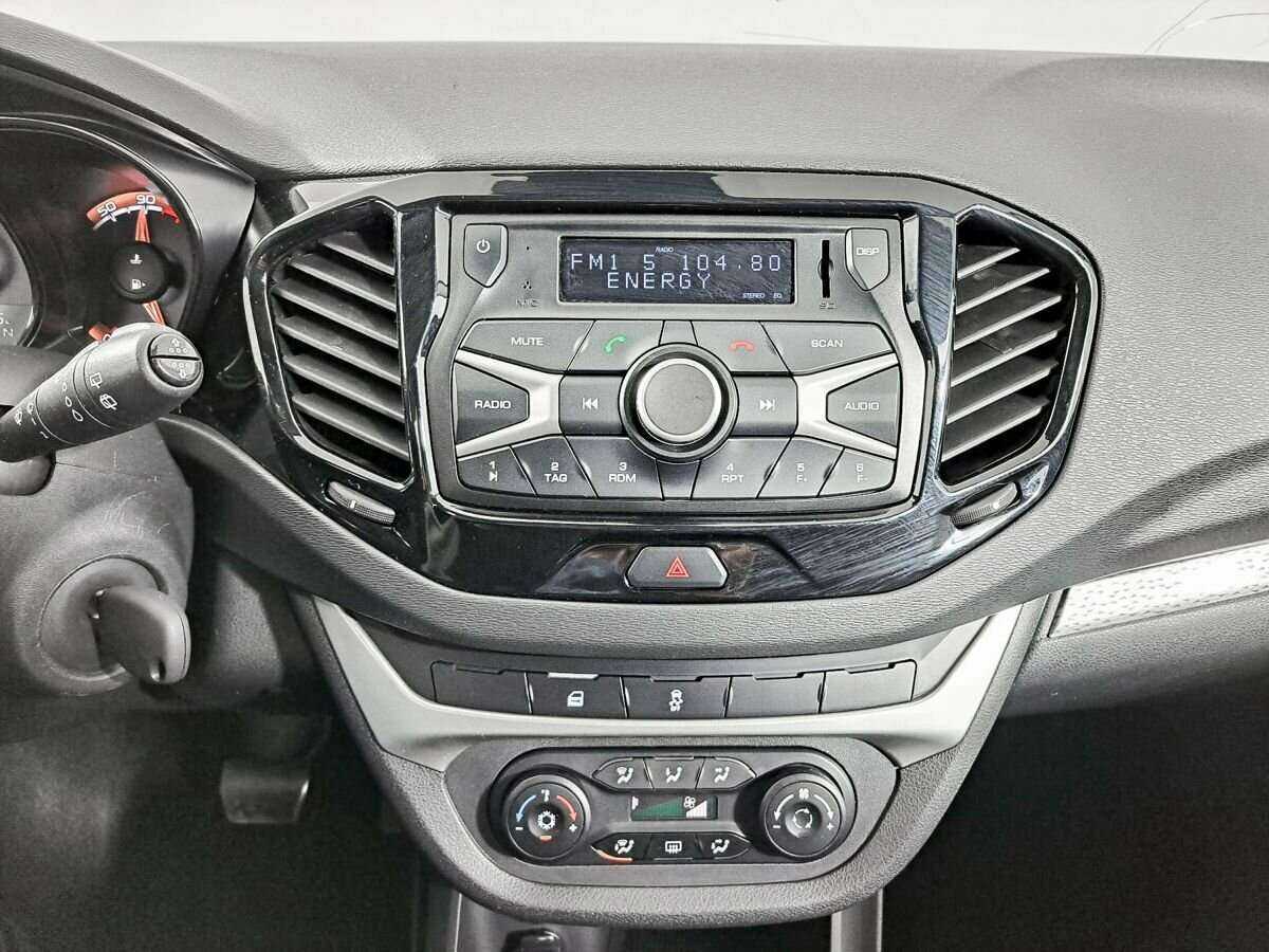 Б/У Лада (ВАЗ) Веста 2019 года. Фото: #12