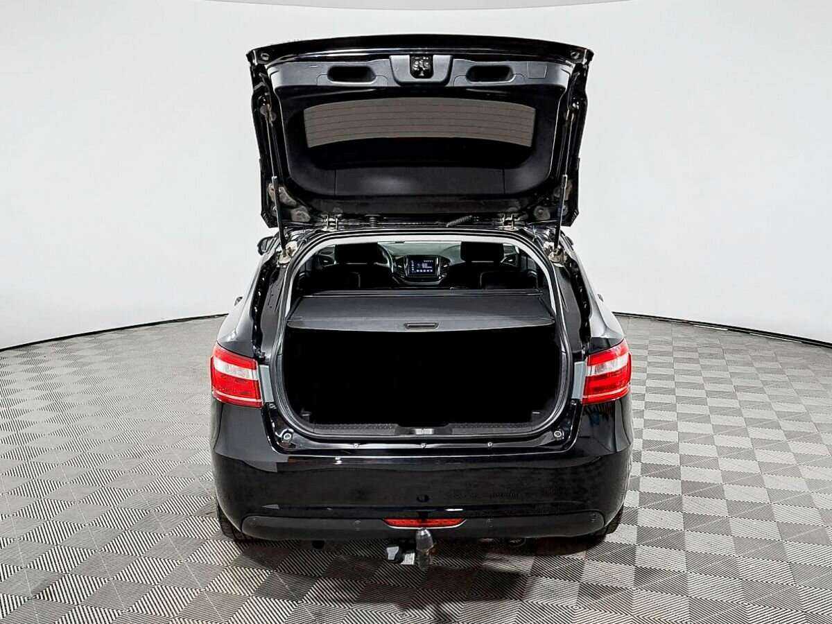 Б/У Лада (ВАЗ) Веста 2020 года. Фото: #7