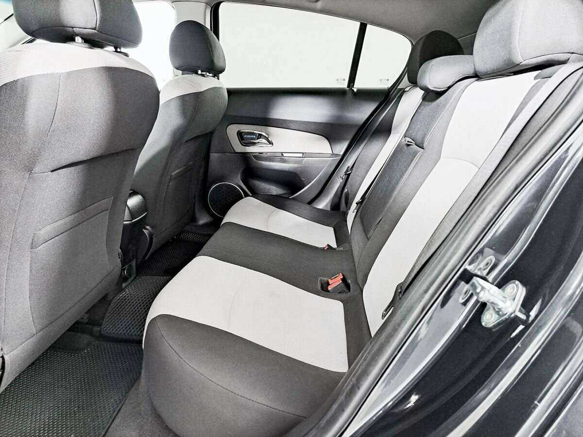 Б/У Шевроле Круз 2012 года. Фото: #9