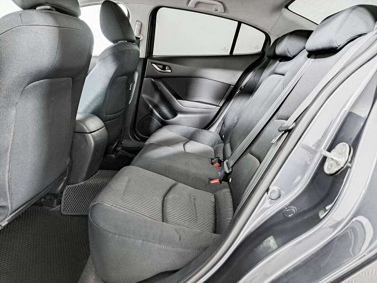 Б/У Мазда 3 2014 года. Фото: #9