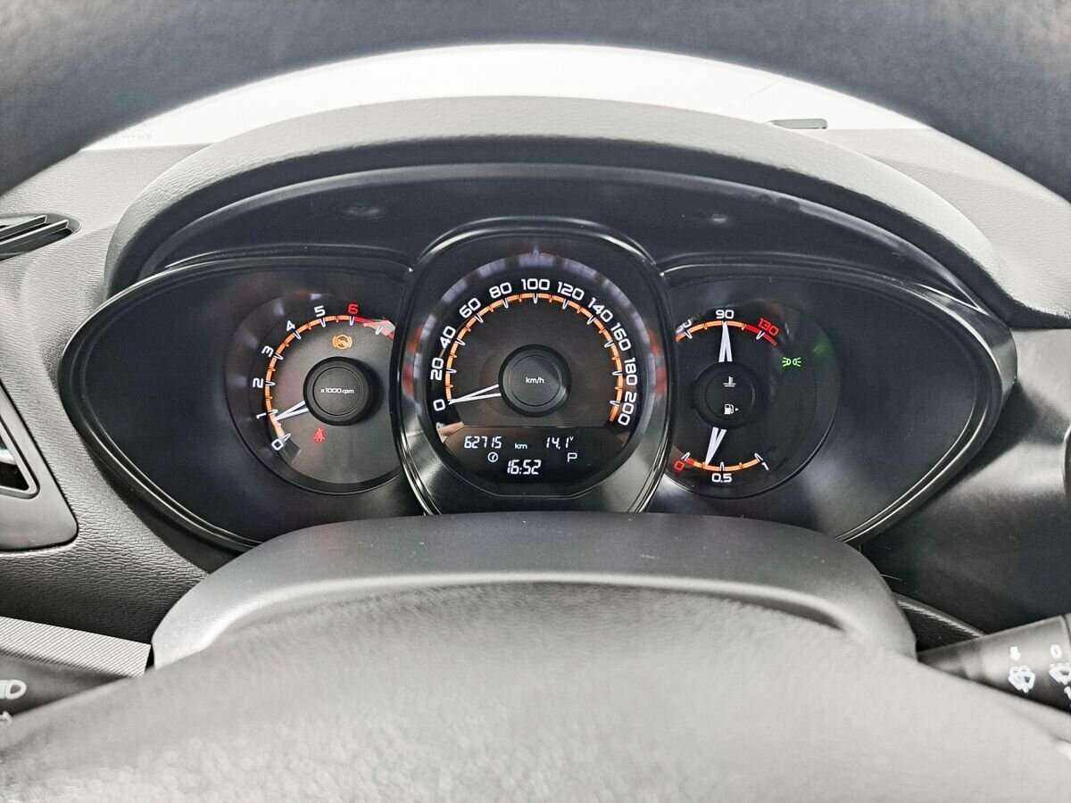 Б/У Лада (ВАЗ) Веста 2021 года. Фото: #10