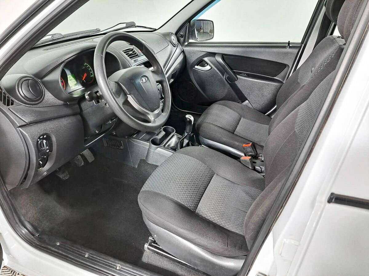 Б/У Лада (ВАЗ) Калина 2014 года. Фото: #11