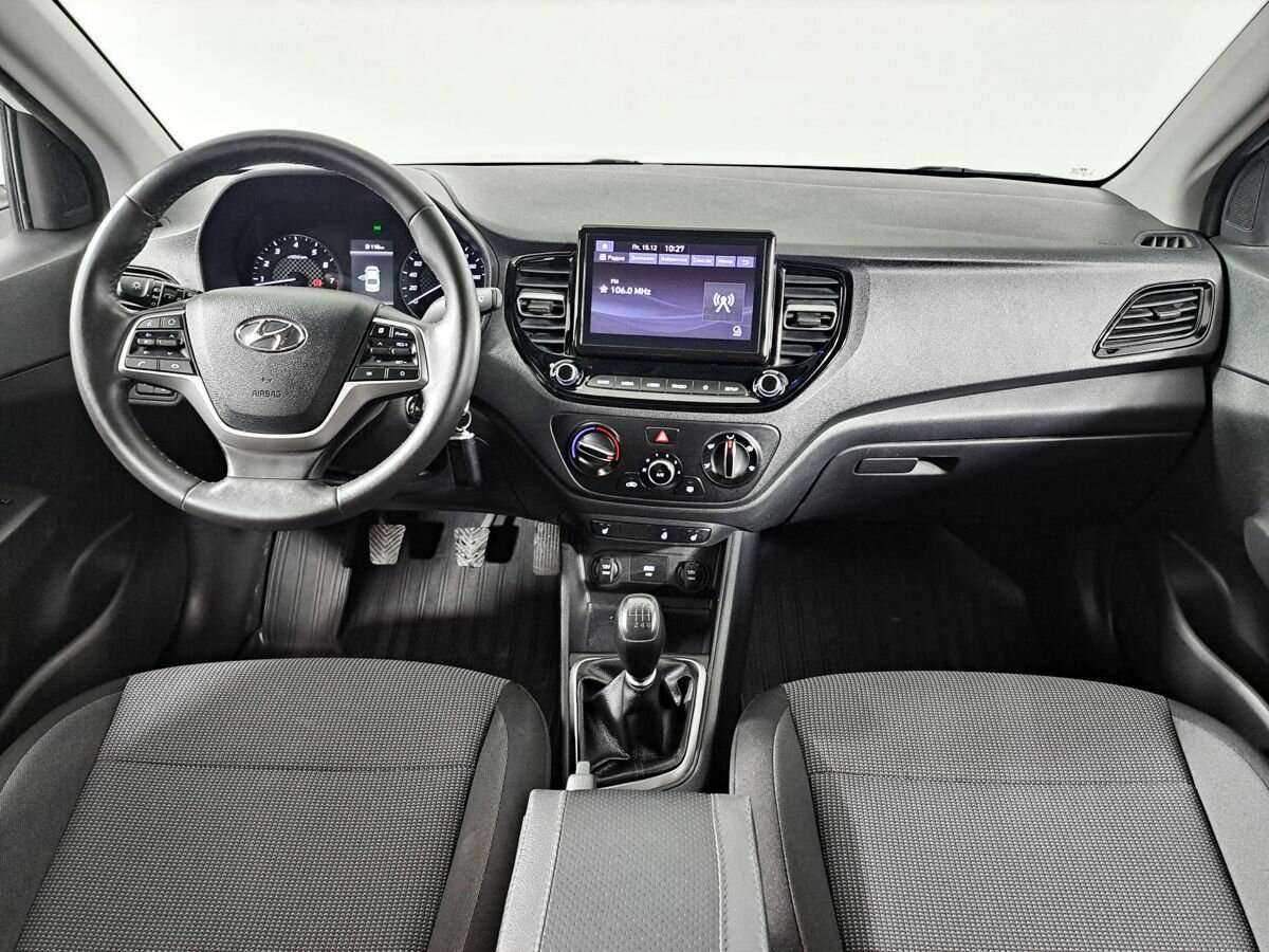 Hyundai Solaris 2021 года с пробегом. Фото: #12