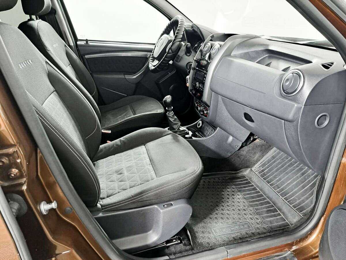 Б/У Рено Дастер 2015 года. Фото: #5