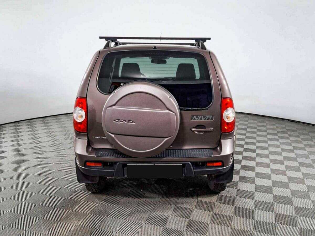 Б/У Шевроле Нива 2017 года. Фото: #5