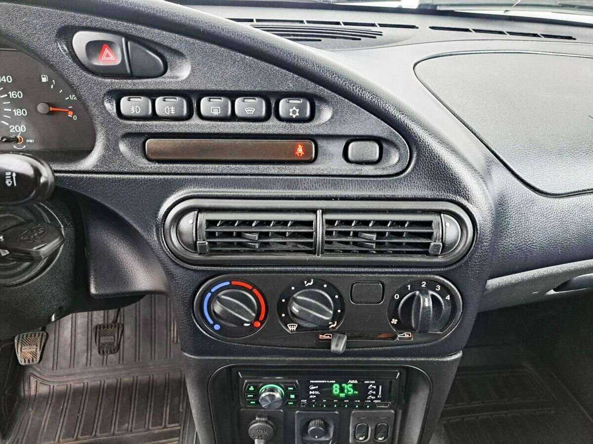 Б/У Шевроле Нива 2017 года. Фото: #12