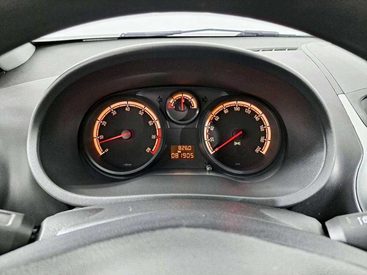 Opel Corsa 2012 года с пробегом. Фото: #10