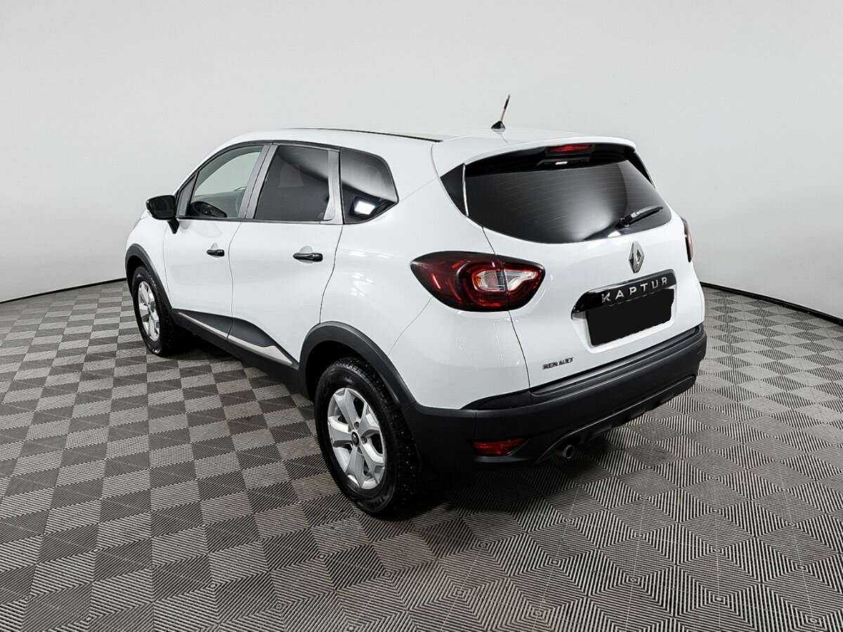 Б/У Рено Каптюр 2018 года. Фото: #5