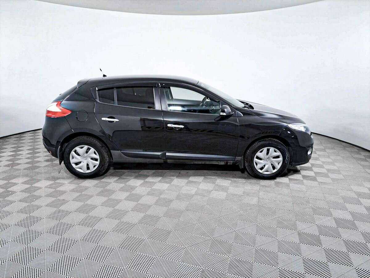 Renault Megane 2013 года с пробегом. Фото: #3